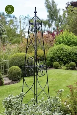Burghley Obelisk - Black
