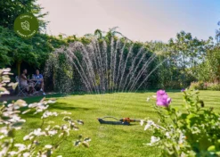 Hozelock Rectangular Sprinkler Plus 250m² -Garden Care Shop hozelock rectangular sprinkler plus 250m 1664x1189 648c7805abf8a l