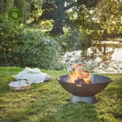 Ivyline Iron Artisan Firebowl - Black